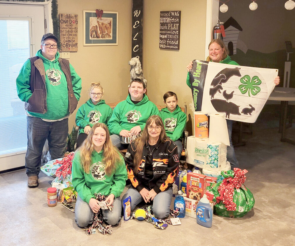 Country by Heart donates to dog pound News, Sports, Jobs Morning